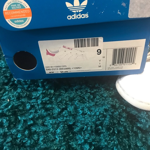 Stan Smiths - Picture 5 of 7